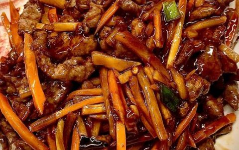 Haschiertes Rindfleisch nach Szechuan Art
